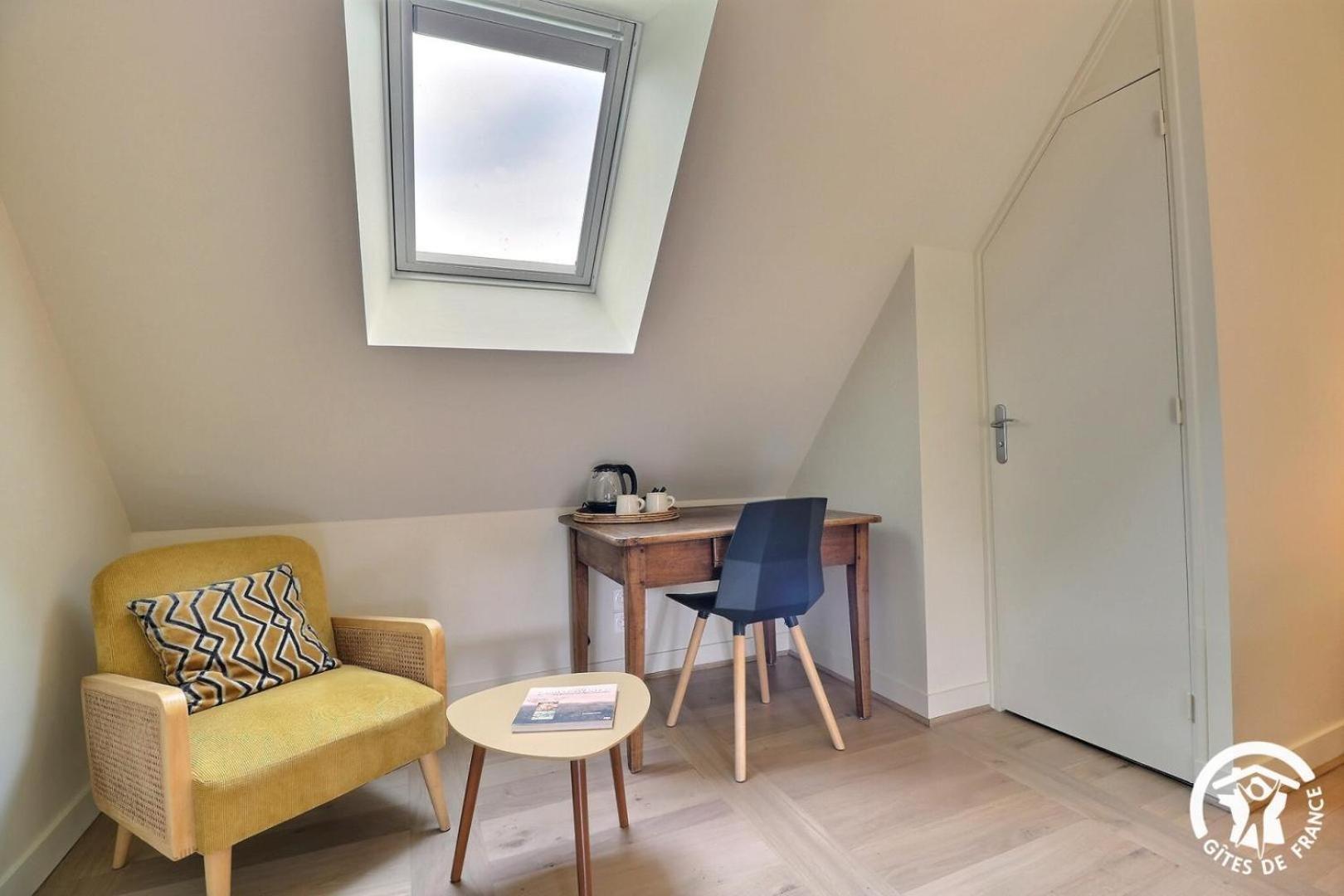 Le Jardin De Quercus Bed & Breakfast Bazouges-la-Perouse Luaran gambar