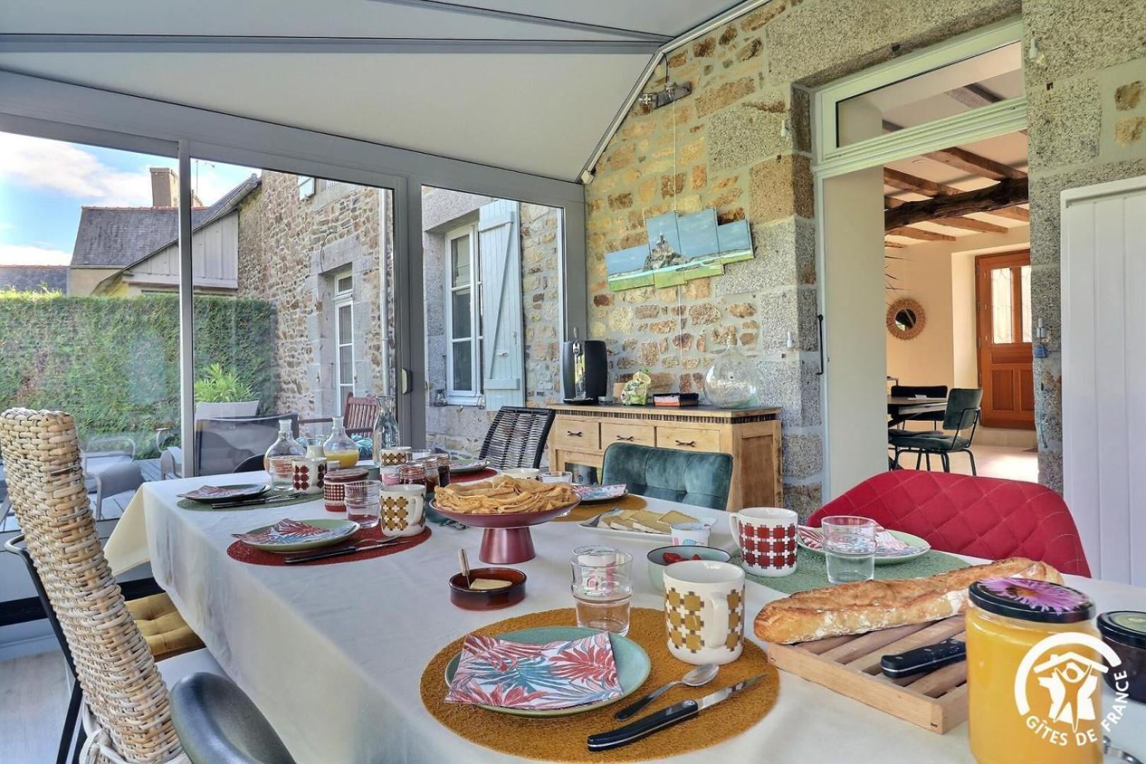 Le Jardin De Quercus Bed & Breakfast Bazouges-la-Perouse Luaran gambar