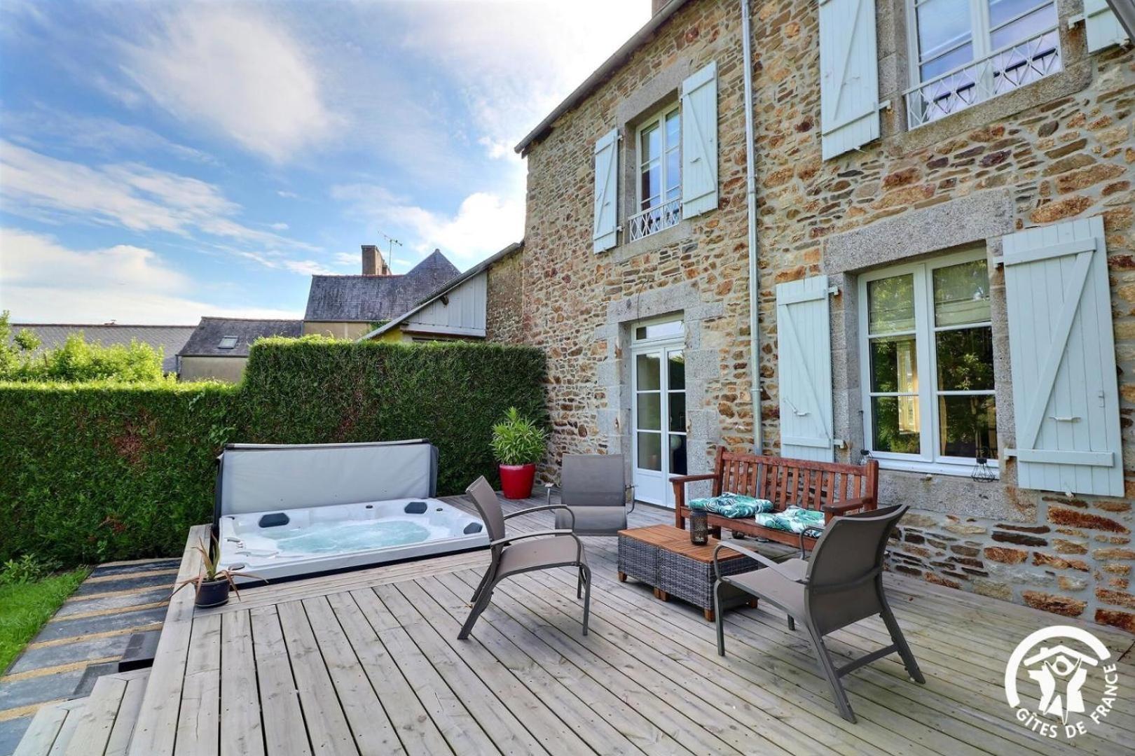 Le Jardin De Quercus Bed & Breakfast Bazouges-la-Perouse Luaran gambar